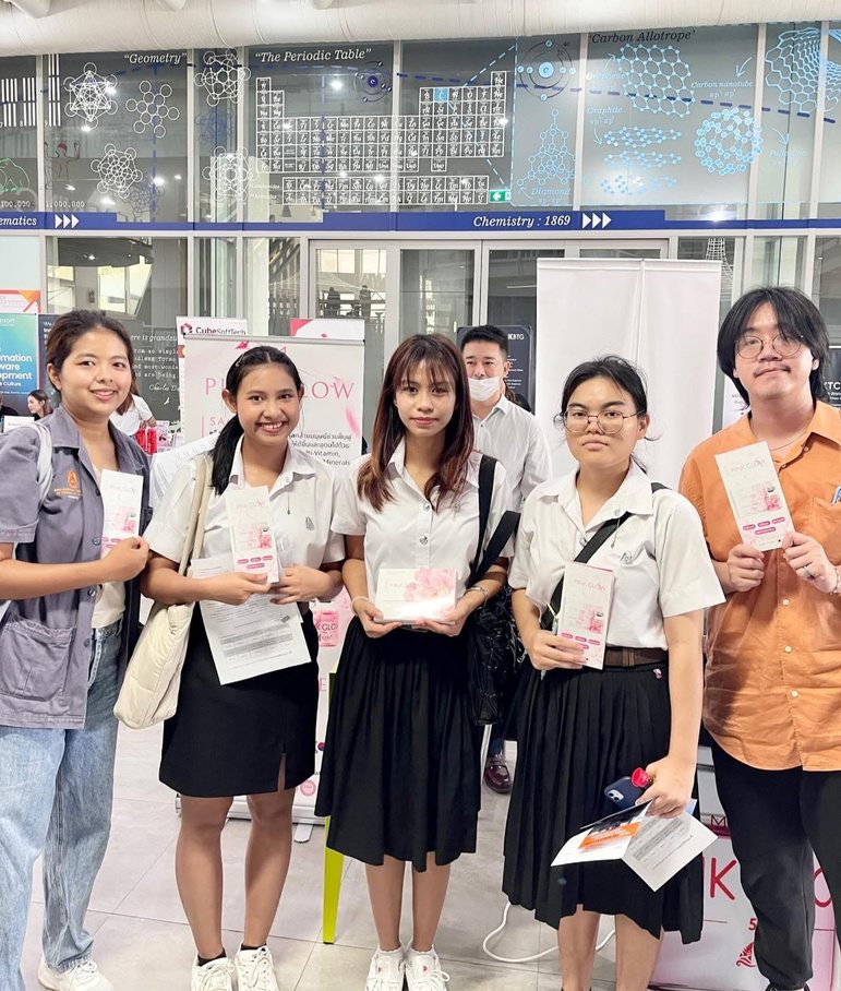 KMUTT students with Pink Glow brochures