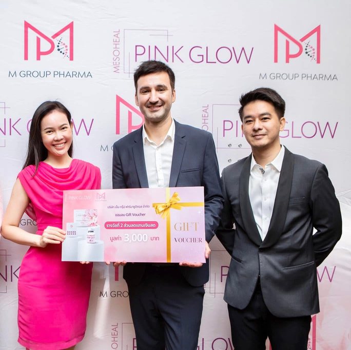 Gift voucher presentation